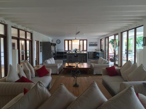 Матара: Ratnakara, a luxury 5 bed fully staffed Villa