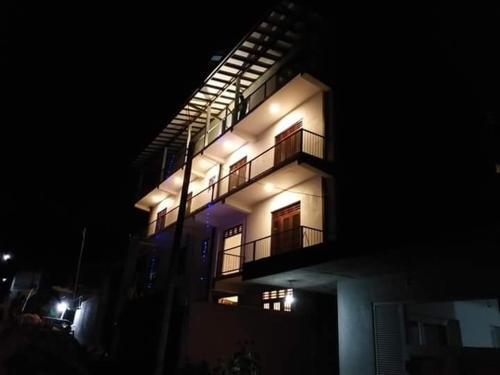 Минувангода: A Home Away Home - Girls Hostel