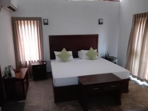 Титхавалголла: 14th Century Resort