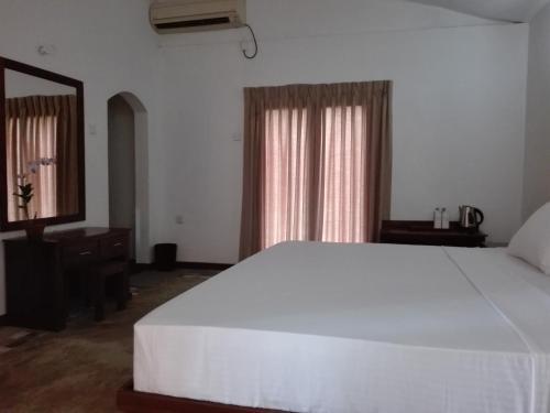 Титхавалголла: 14th Century Resort
