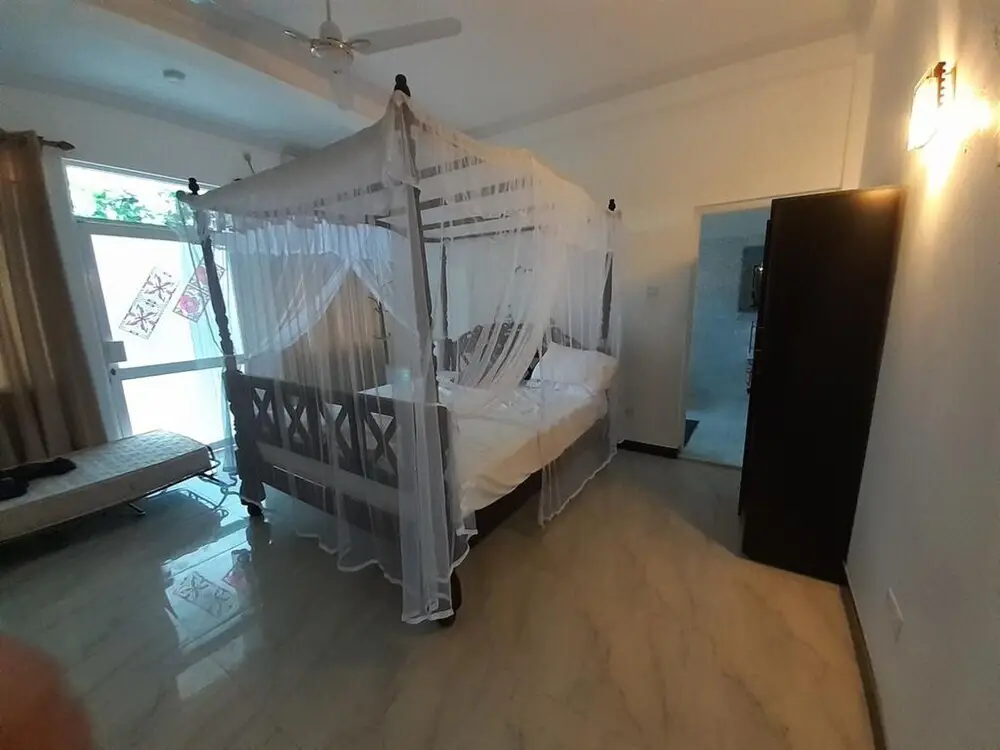 Велигама: Privet Villa Lion Place in Waligama has 10 Beds Rooms With one Family Rooms