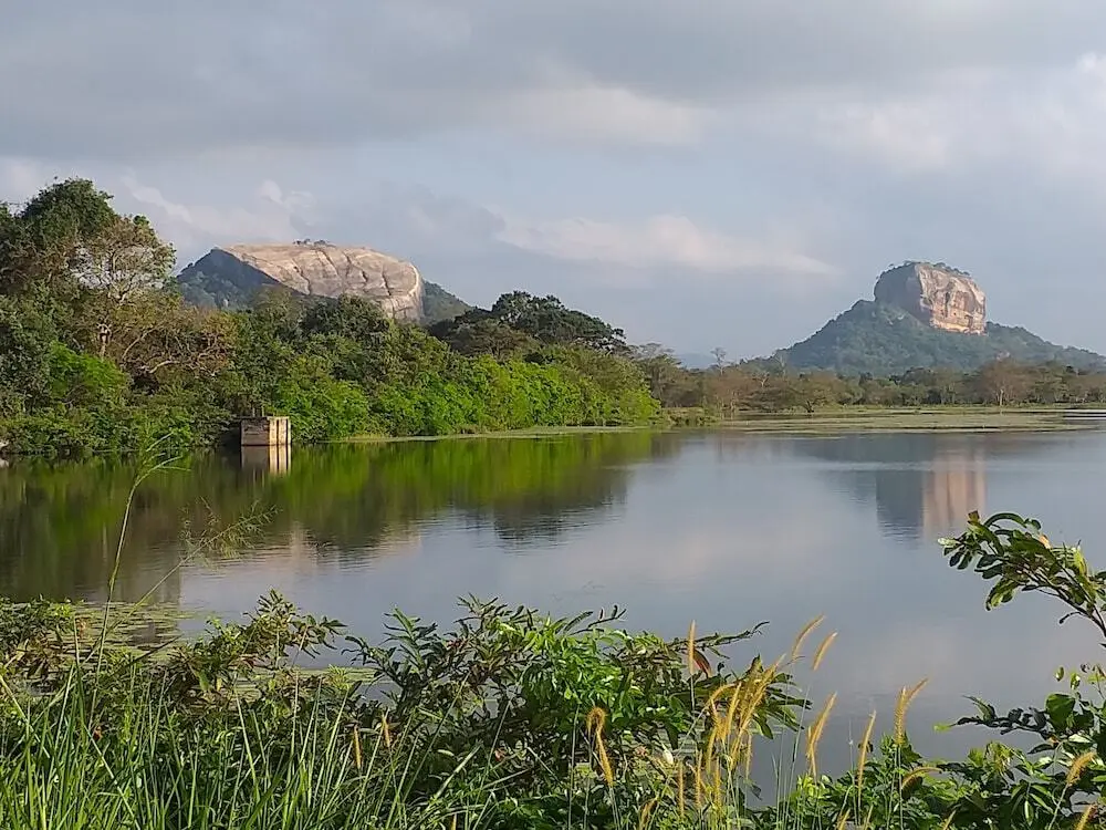 Сигирия: wish prabha lake view lodge