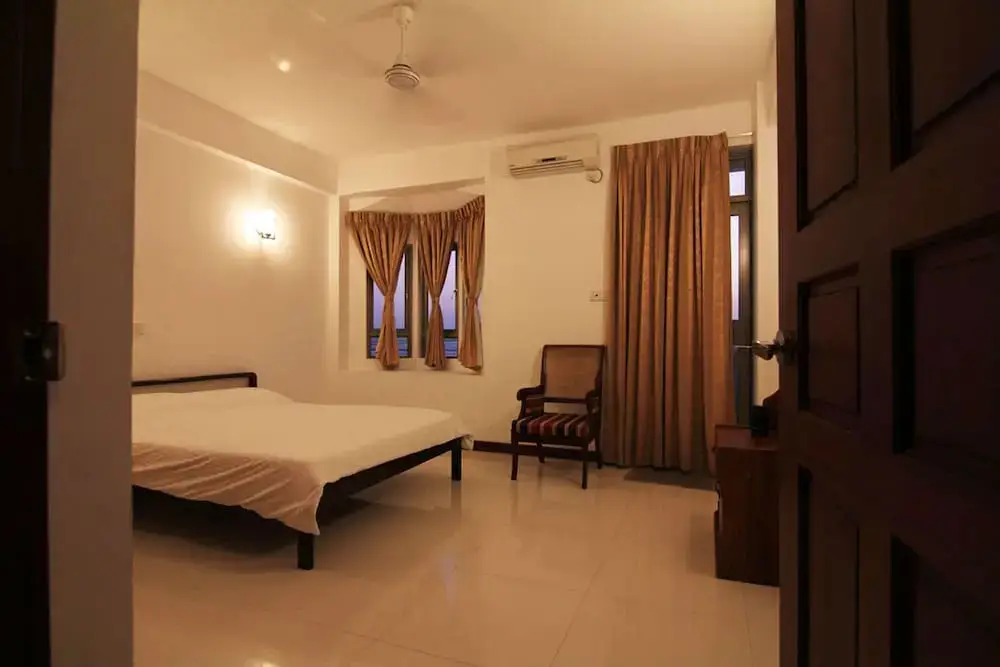 Коломбо: Raj Marine Residency