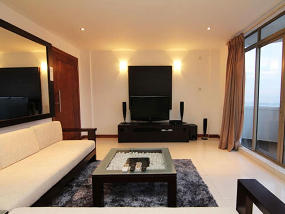 Коломбо: Raj Marine Residency