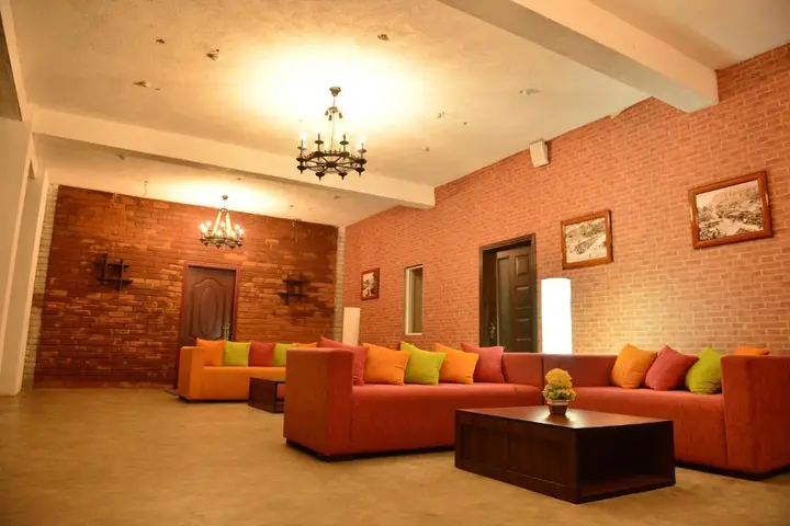 Гиритале: Agbo Hotel