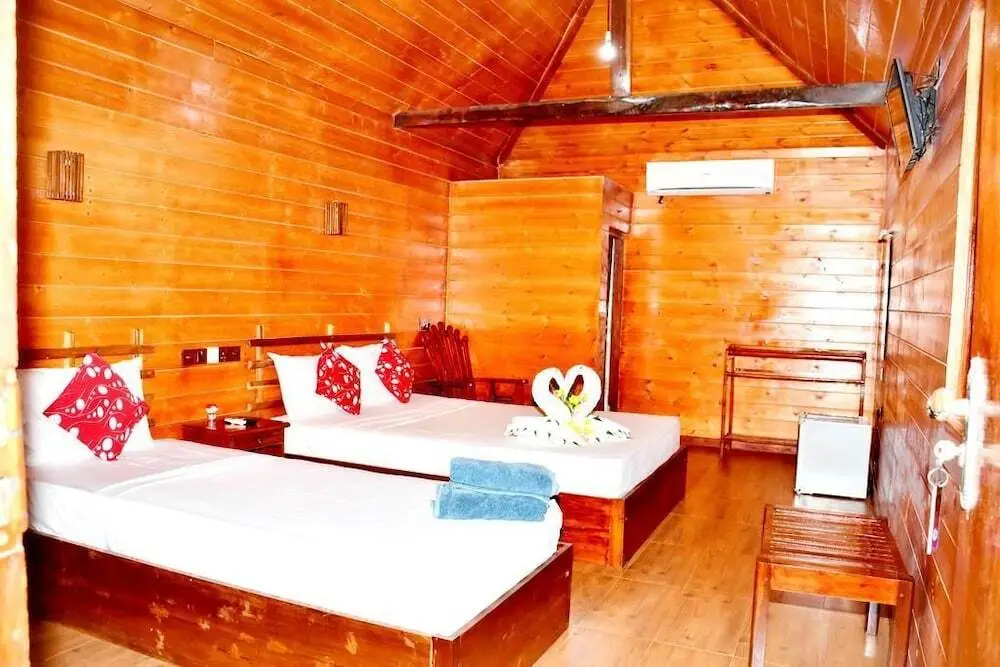 Тринкомали: Ananda's Beach Resorts