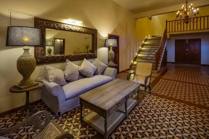 Оваканда: Arvani Villa Galle