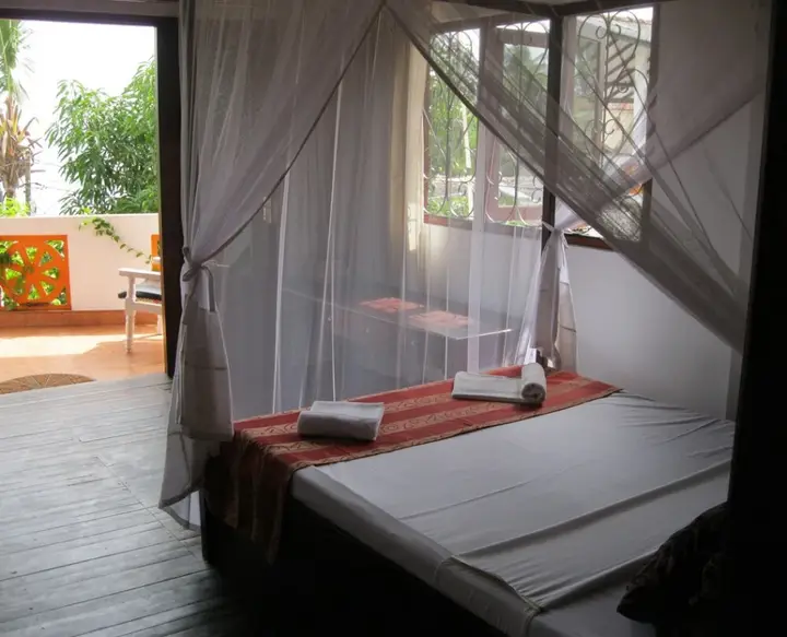 Унаватуна: Sunil Garden Guesthouse Coffee and More