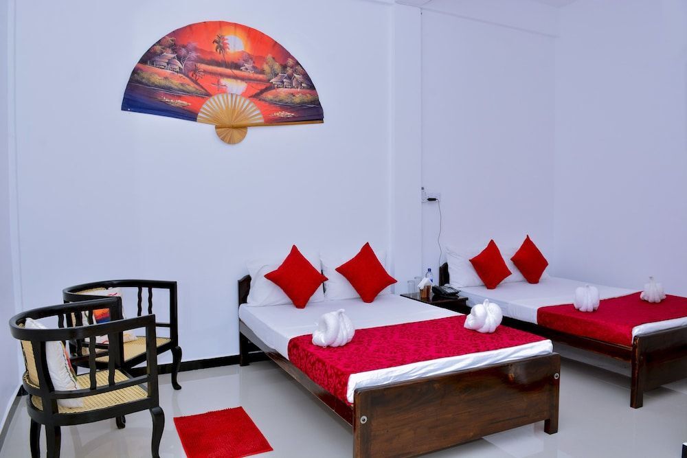 Тринкомали: Hotel Aathithan Trincomalee