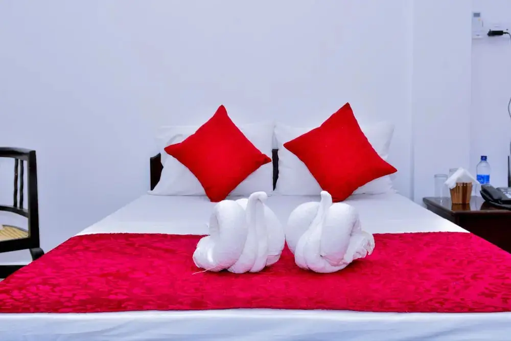 Тринкомали: Hotel Aathithan Trincomalee