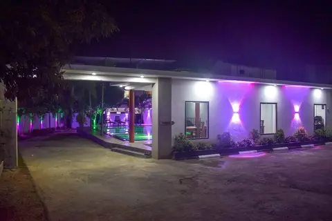 Lion Resort — фото 1