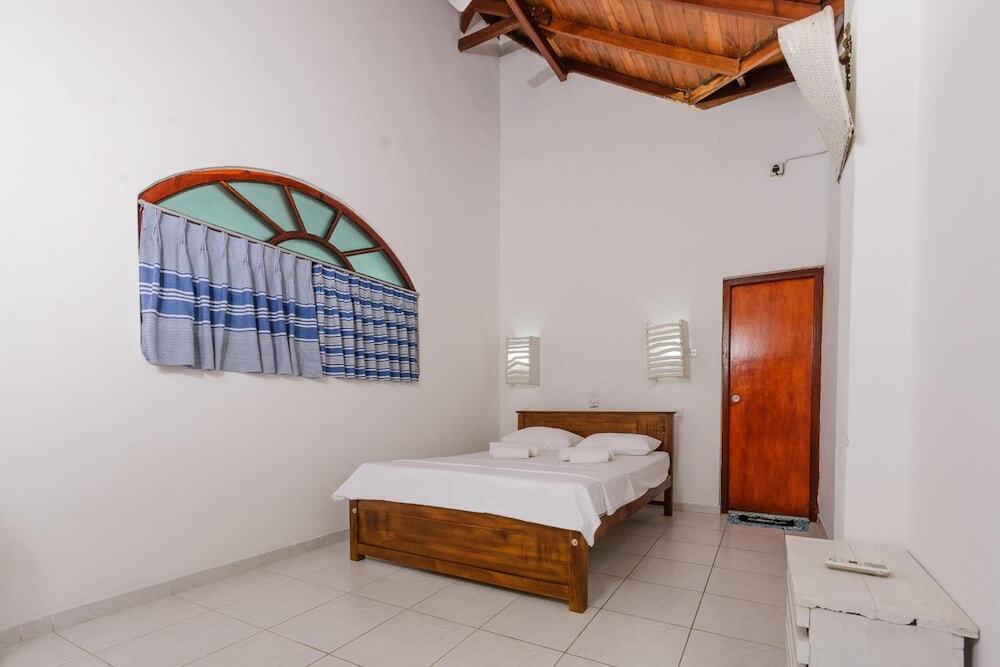 Хиккадува: Bright Sunshine Guest House