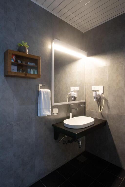 Нувара-Элия: Hotel Grand Turf