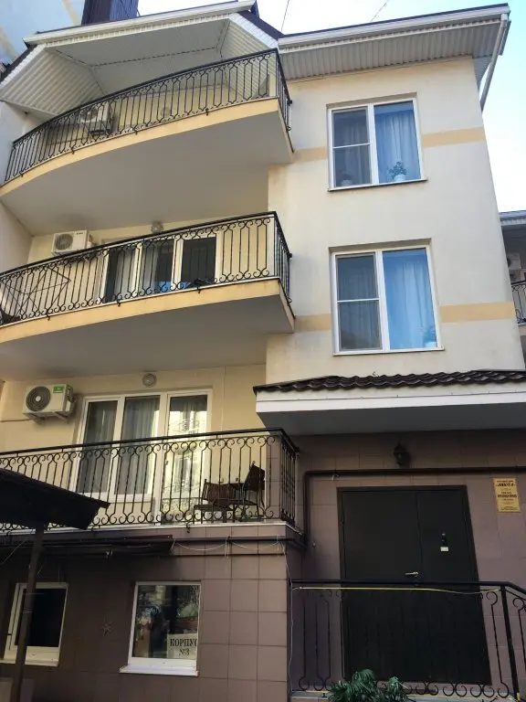 Геленджик: Гостевой дом Анюта