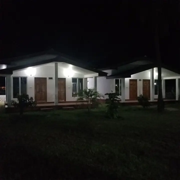 Нилавели: JEYs Place