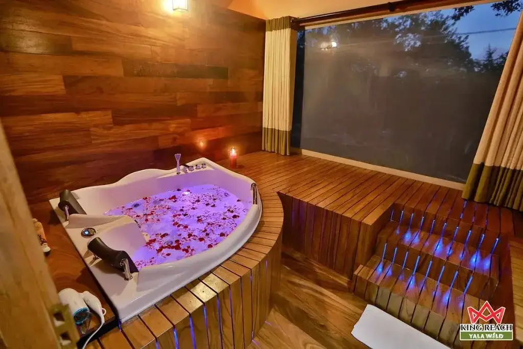 Киринда: King Reach Yala Wild Chalet