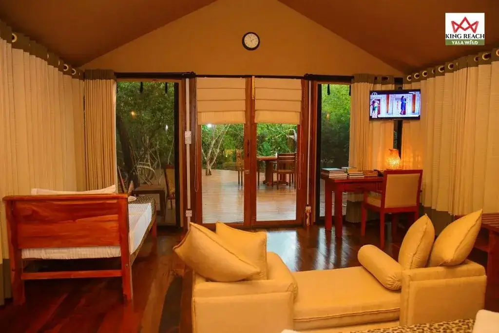 Киринда: King Reach Yala Wild Chalet