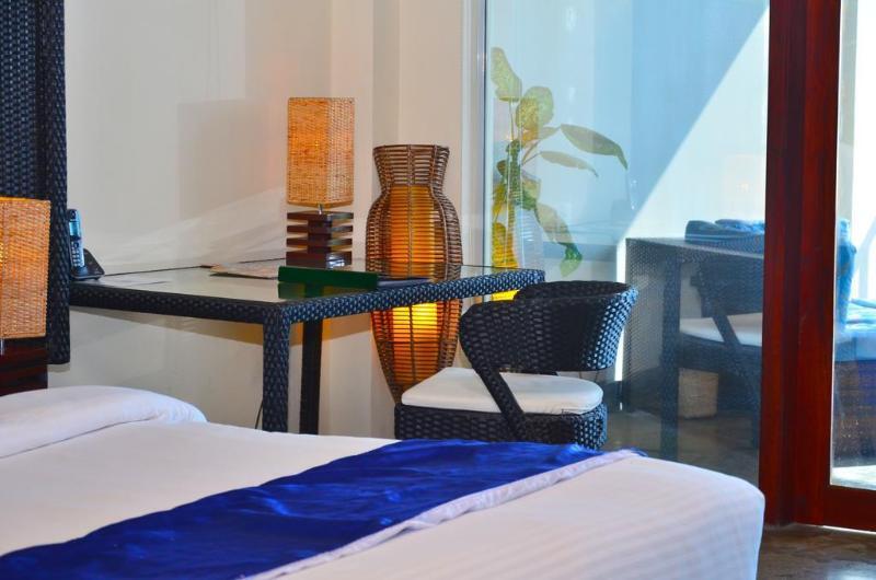 Хиккадува: Lavanga Beach Hotel