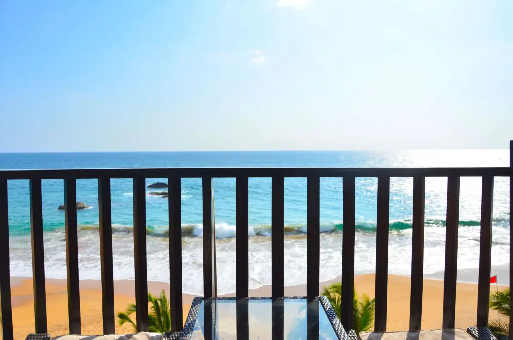Хиккадува: Lavanga Beach Hotel