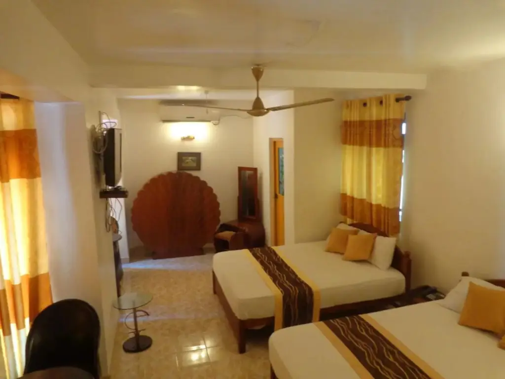 Канди: Oak Wood Inn Kandy