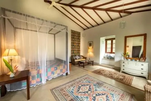 Канди: Ellerton Bungalow