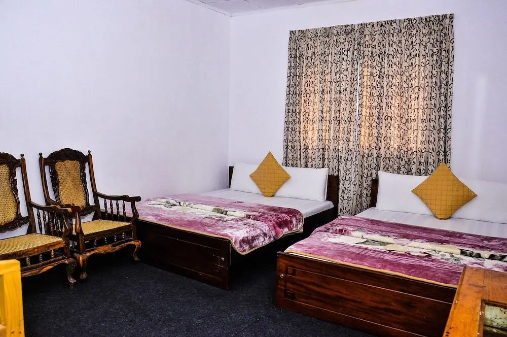 Нувара-Элия: Country Lodge