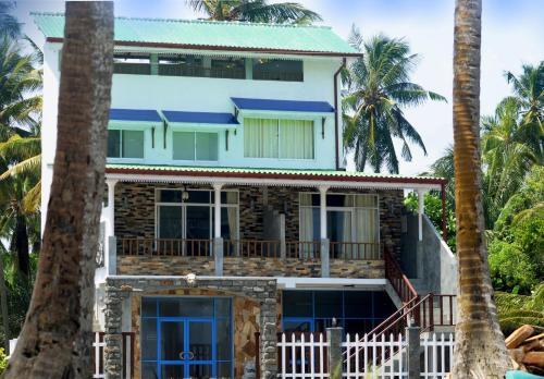 Хиккадува: Vinu Beach Resort