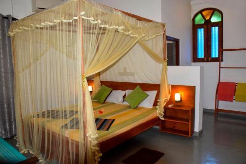 Мирисса: Mira Whales Resort