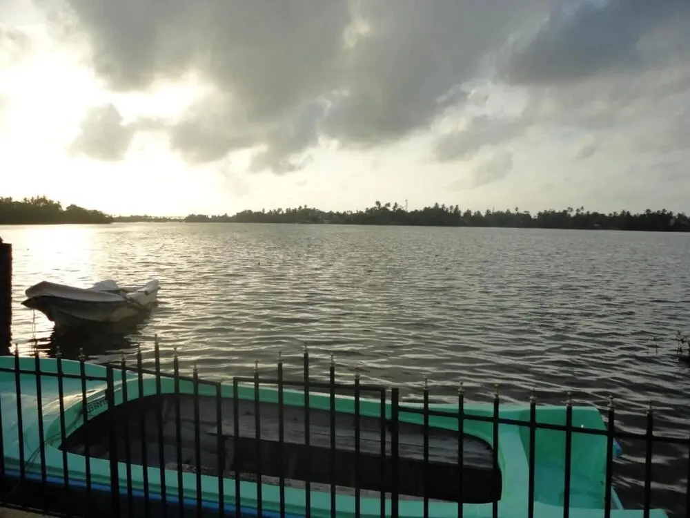 Бентота: Sapara River Guest 600m Beach