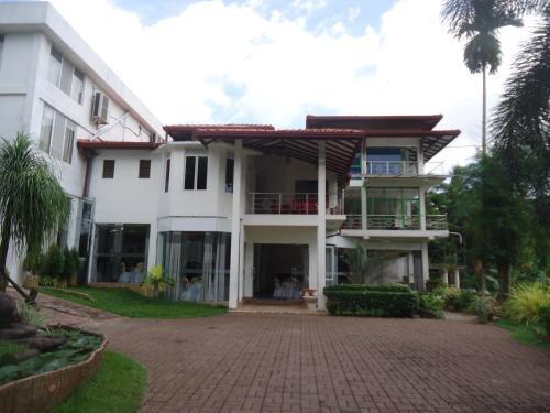 Курунегала: Hotel shans