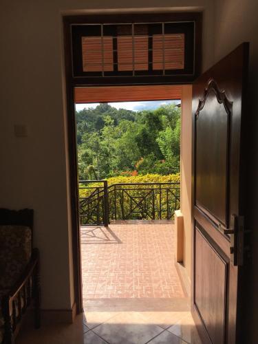 Канди: Kandy Summer Breeze Residence