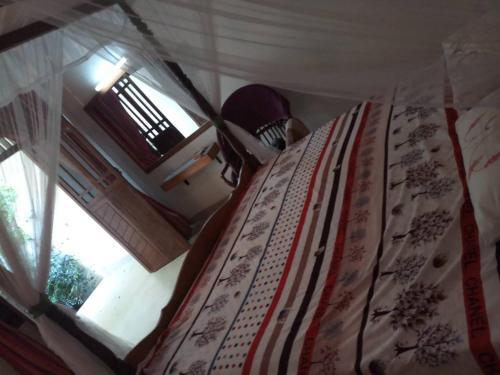 Канди: ambasewana Bungalow