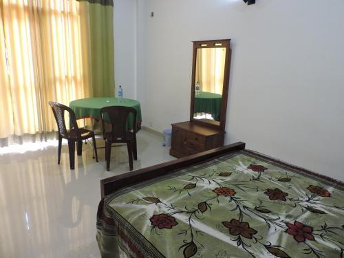 Курунегала: Rashmi Hotel