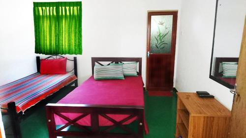 Катарагама: The Garden Holiday Bungalow