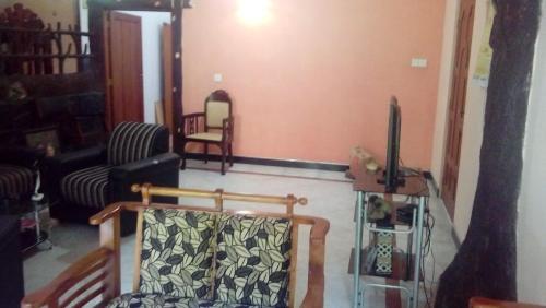 Гинигатена: Hermitage Homestay