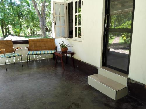 Хингуракгода: VGN Homestay