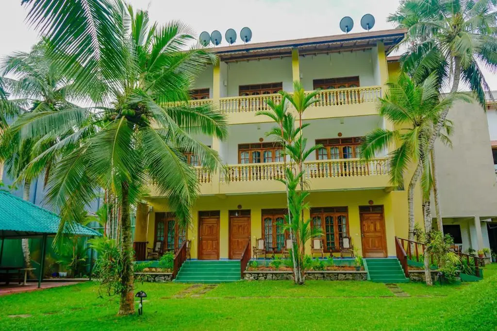 Берувела: Курортный Отель Muthumuni Ayurveda River