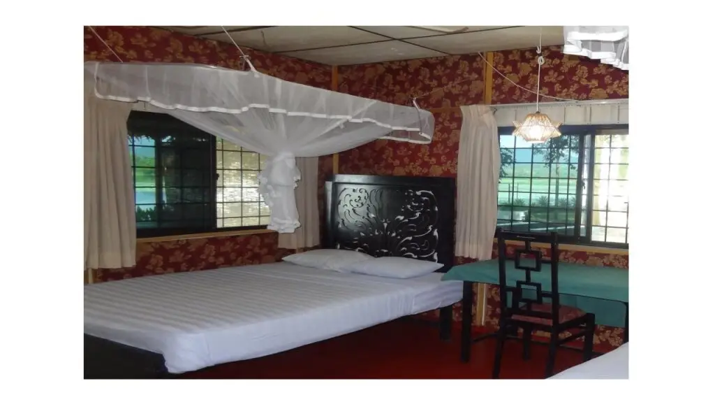 Хандунгамува: Safari Village Hotel