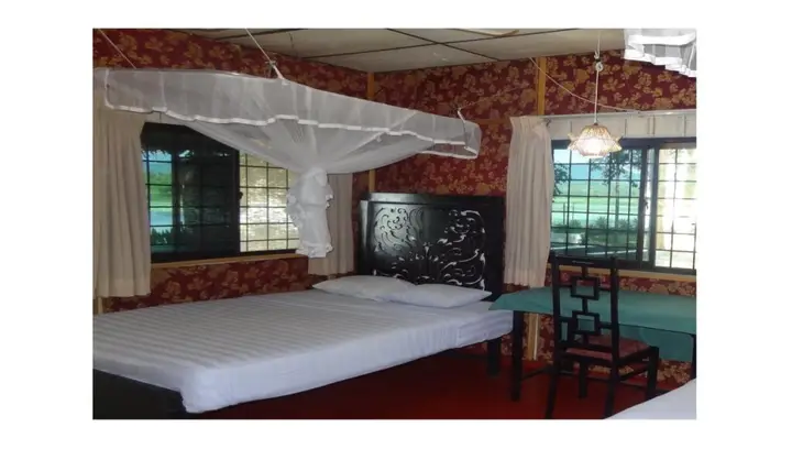 Хандунгамува: Safari Village Hotel