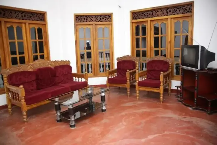 Тимболкетия: Wildlife Safari House