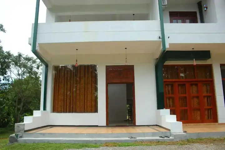 Келания: Heritage Eco Resort Kelaniya