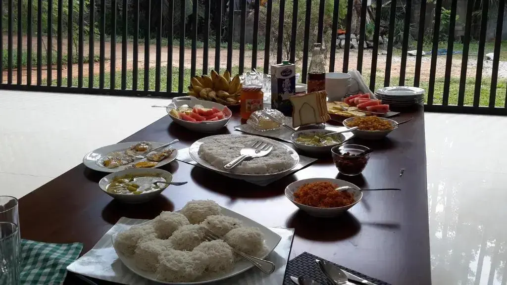Келания: Heritage Eco Resort Kelaniya