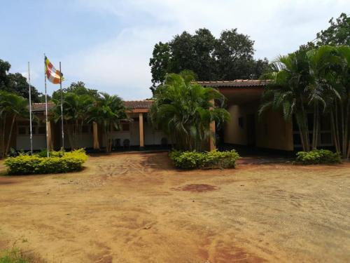 Катарагама: Lanka Rest House Katharagama
