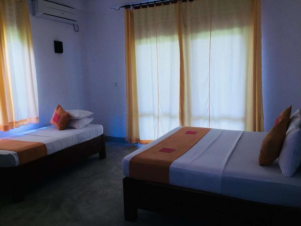 Удавалаве: Nil diya mankada safari lodge