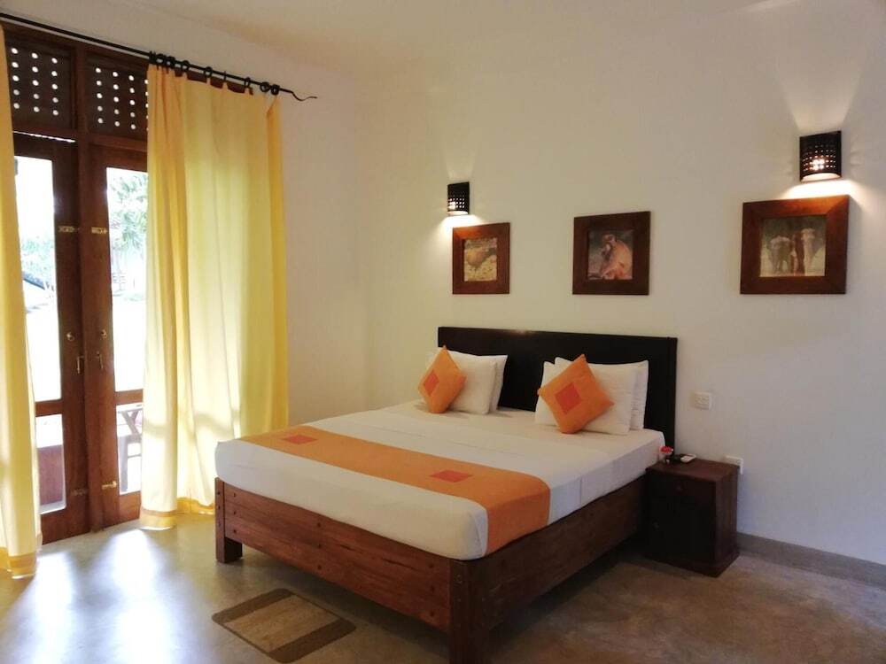 Удавалаве: Nil diya mankada safari lodge