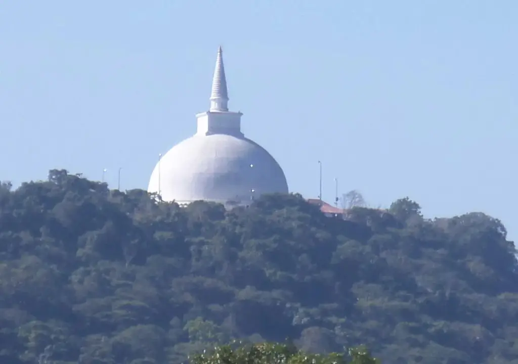 Анурадхапура: Mahagedara Inn