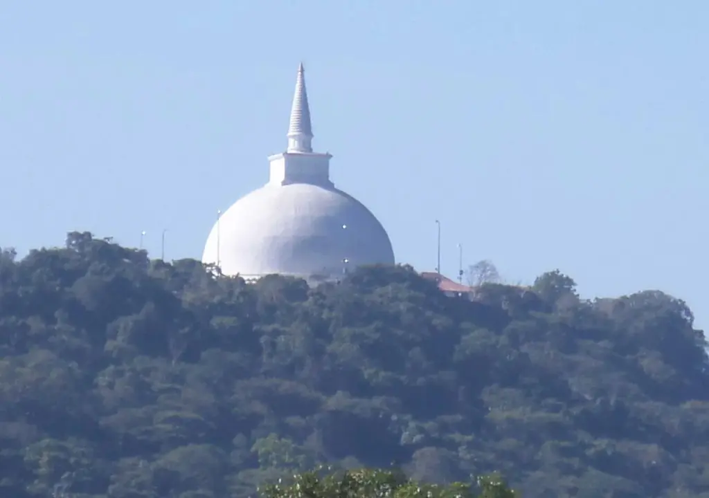 Анурадхапура: Mahagedara Inn