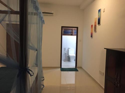 Хиккадува: Araliya Suite Inn