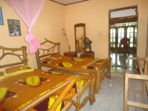 Виравила: Nildiya Guest House