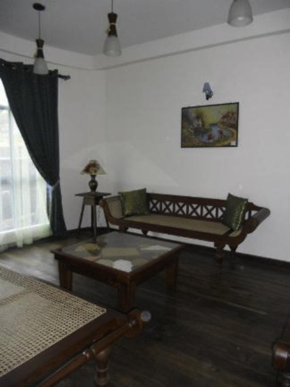 Нувара-Элия: Отель Yoho Pello Lake Resort